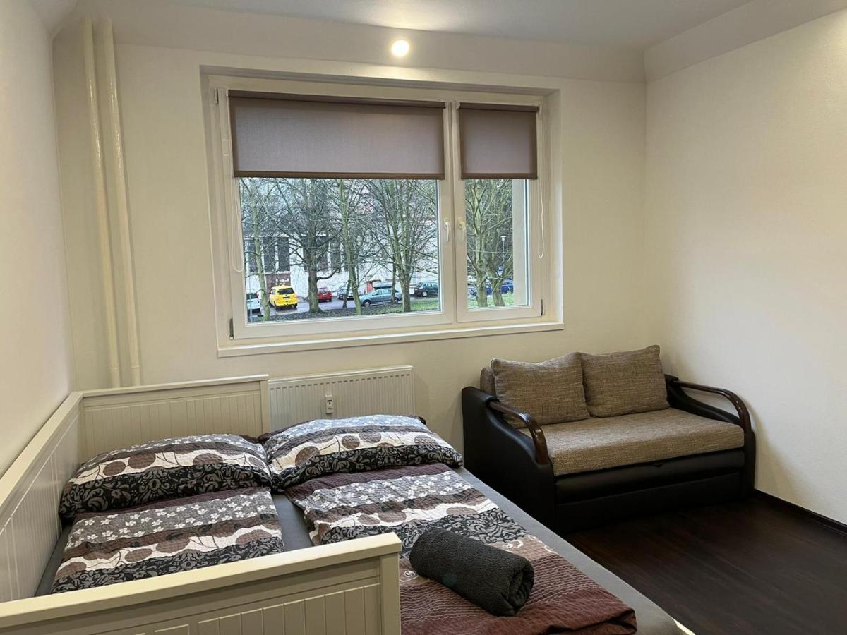 Apartment Charkovska Karlovy Vary Kültér fotó